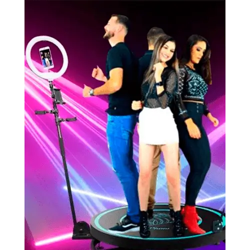 Plataforma 360 para eventos em Campinas e Araraquara — Karas e Bokas